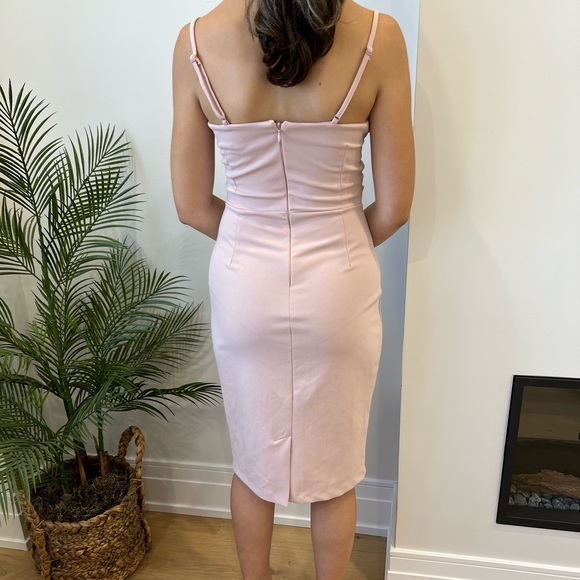 Dynamite pink midi dress. - Picture 2 of 5